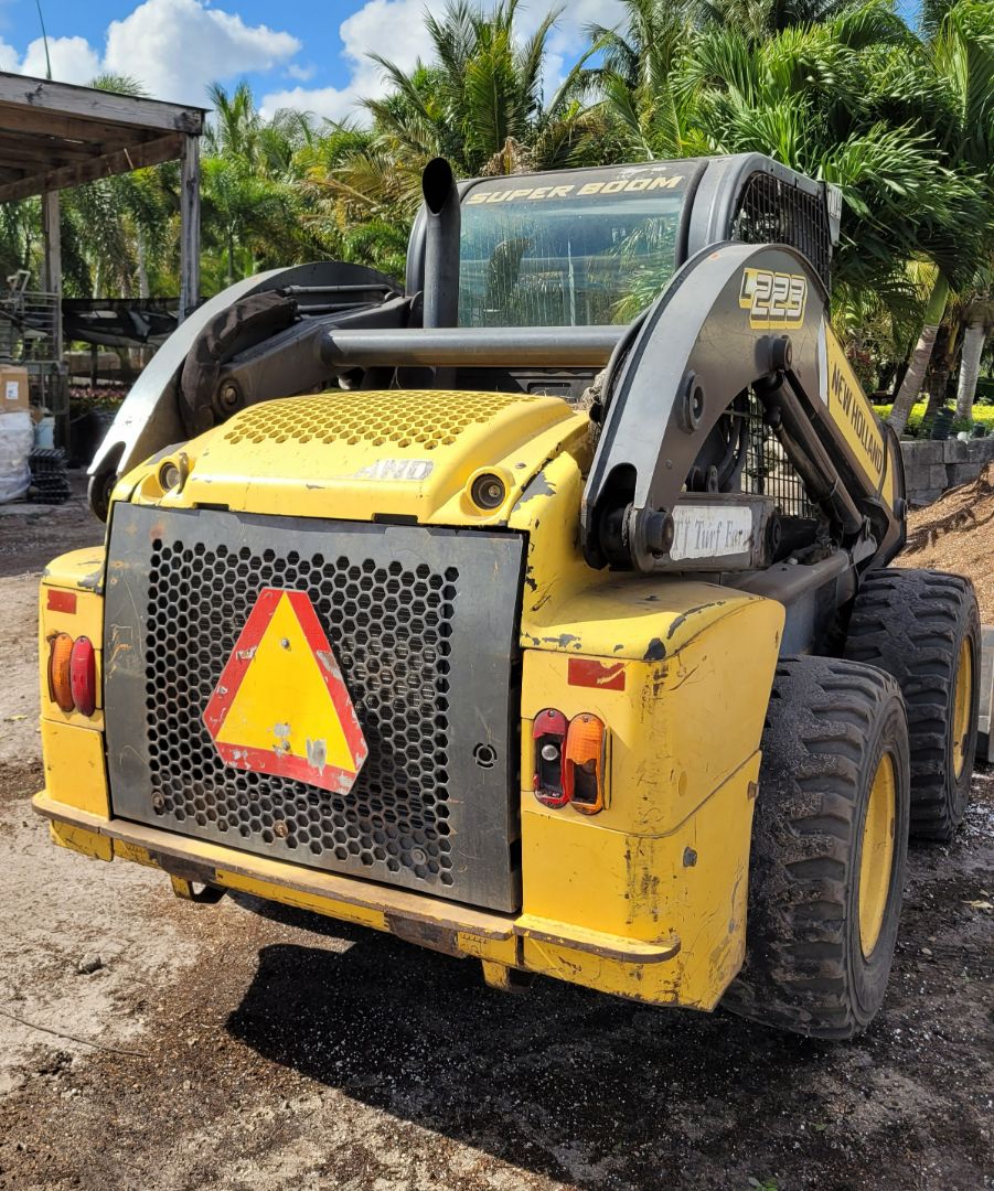 2012 NEW HOLLAND L223 - Image 4